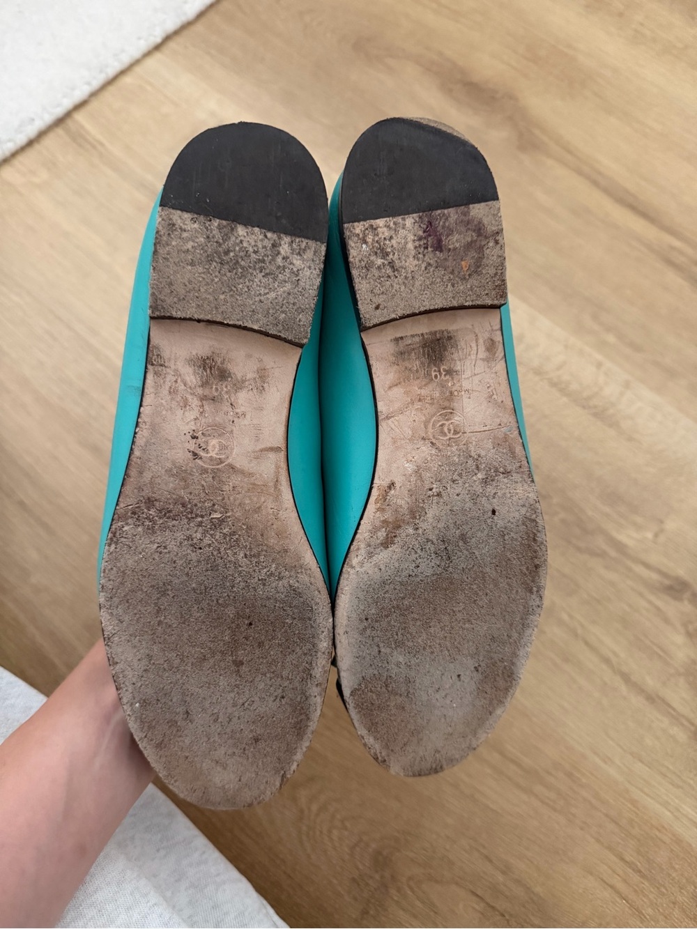 CHANEL Turquoise and Black Cap-Toe Ballet Flats - Picture 7 of 7